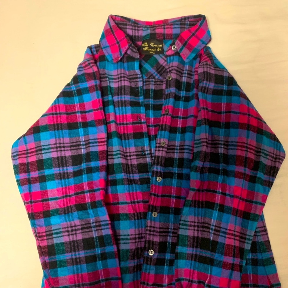 Women’s long sleeve Vermont Flannel shirt
